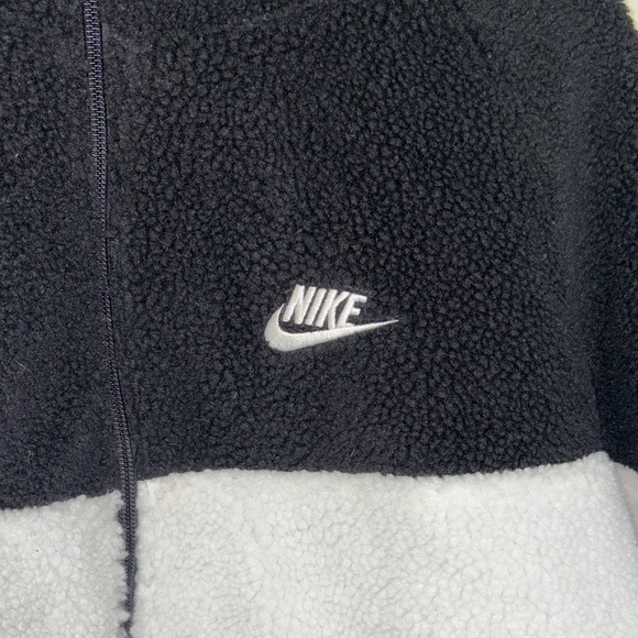 Nike Swoosh reversible Sherpa Jacket - Picture 7 of 7